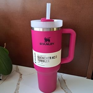 STANLEY QUENCHER 40OZ Fushia